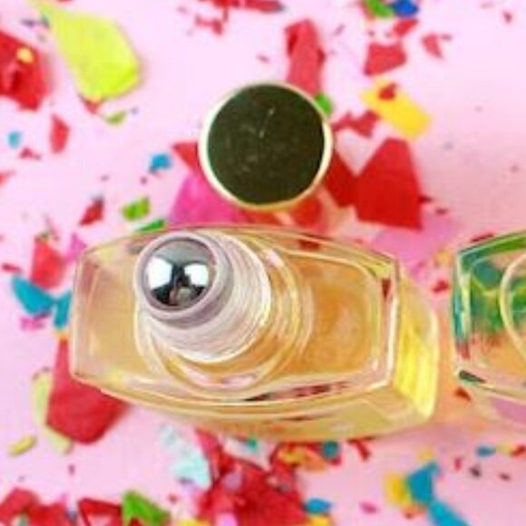 Sugar Milk Co. LEMON POPPY CAKE Roll-On GOURMAND Travel Size ROLLERBALL Dessert - Picture 3 of 5